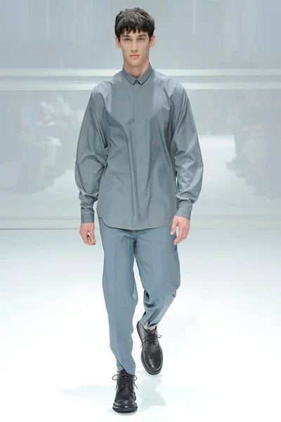 Look 31